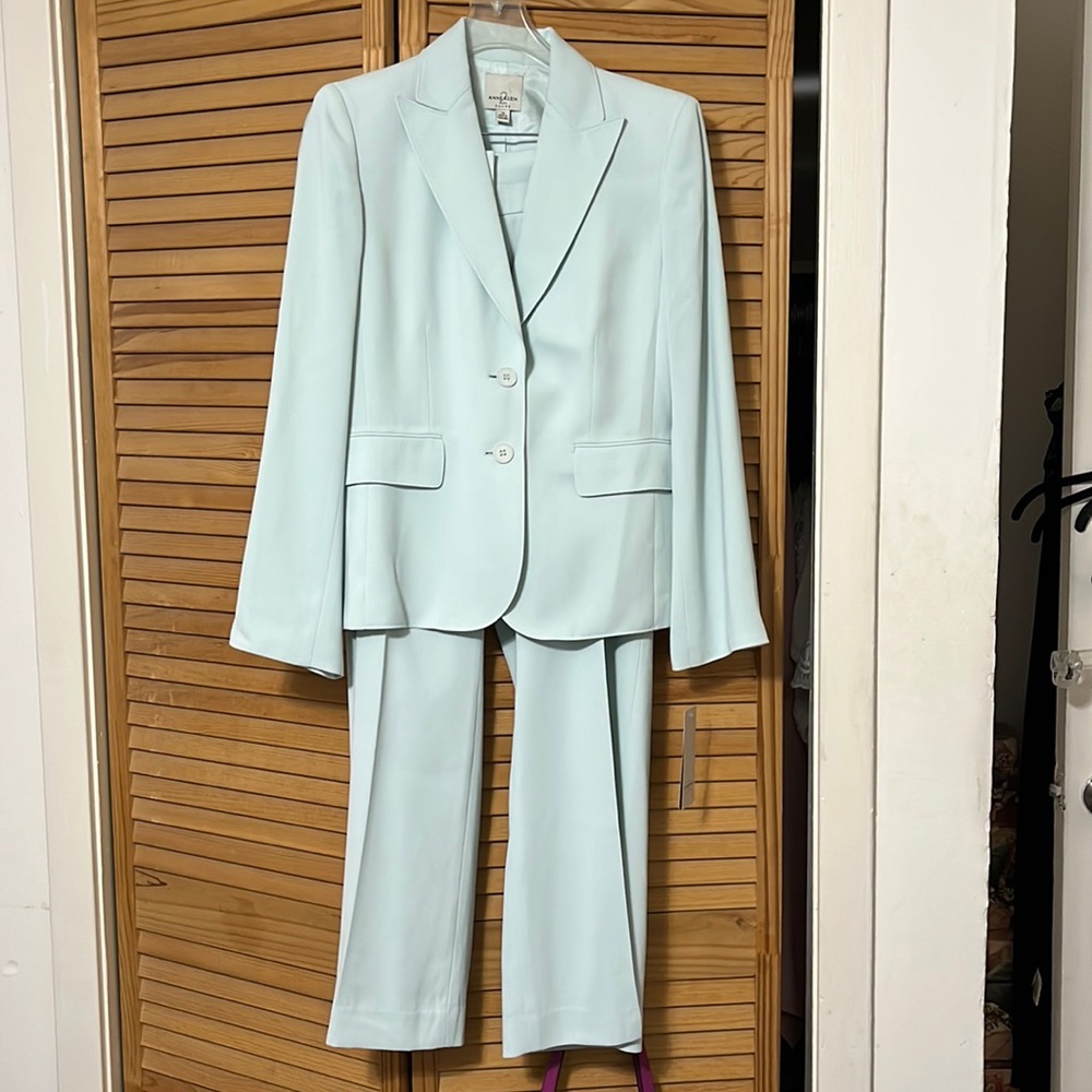 NWT Anne Klein ladies suit.
